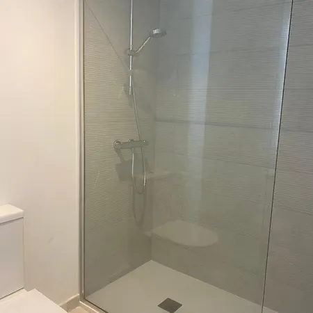 Appartement House, Short Walk To